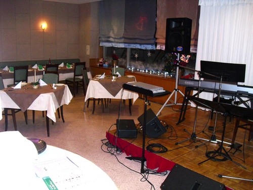 201112251 (4).JPG